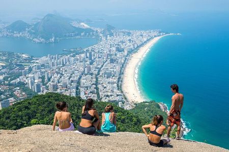 Two Brothers Hike and Vidigal Favela Tour with a local