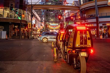 Private 1-Hour Downtown Las Vegas Highlights by Talking GoCar