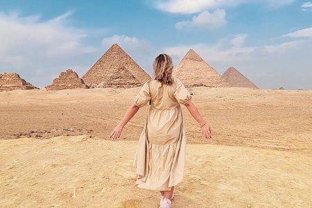 Cairo Day Tour by Bus from Sharm El-Sheikh