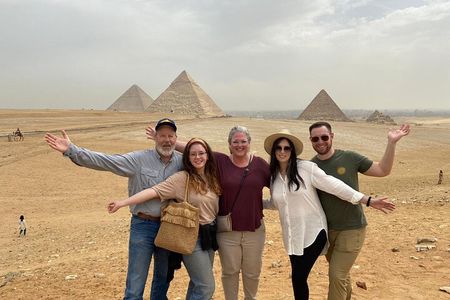 Cairo Layover Giza Pyramids & Sphinx with private tour Guide 
