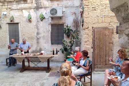 Typical Apulian Orecchiette Cooking Class + Dinner included and Wines