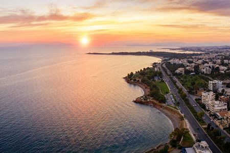 Private Tour from Athens to Sounion, Vouliagmeni Lake & Thoricus