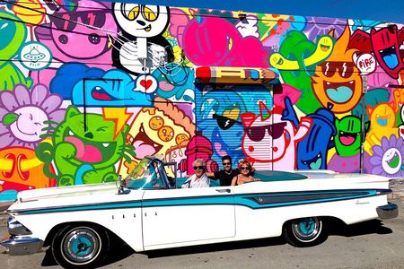 Classic Car Tour Miami Beach & Wynwood