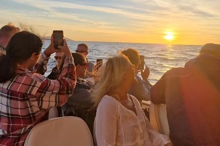 Blue Cave & Island Escape: A Unique 6-Island Adventure from Split