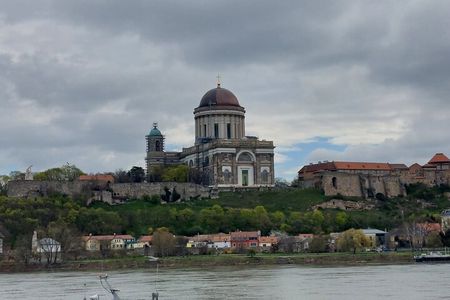 Danube Bend Privately with full board
