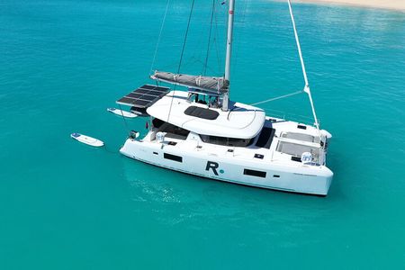 Luxury Catamaran Private Charter in St. Maarten/St. Martin