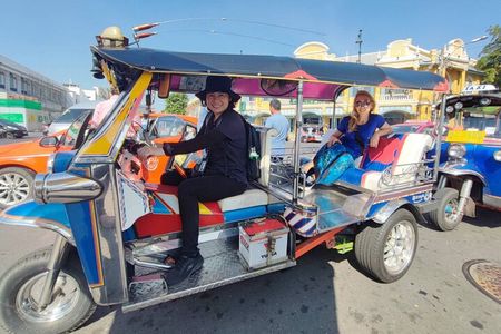 Private Custom Tour with a Local Guide