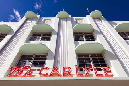 Award-winning Art Deco & History Walking Tour in Miami Beach