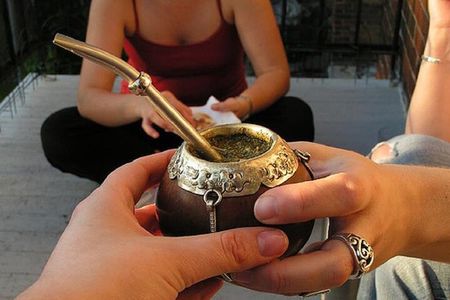 Join the mate round and discover its ritual the Argentine way