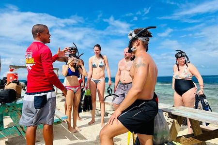 Snorkel the Perfect Tropical Isle Silk Caye with Turtles, Rays and Sharks