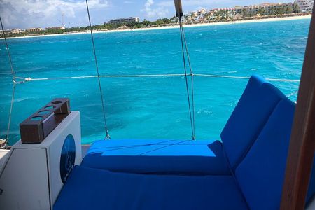 Adults Only Catalina Bay Small Group Snorkel & Sunset Sail 