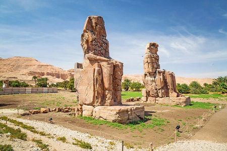 VIP Tour to West Bank Tombs Valley of the Kings & Queens