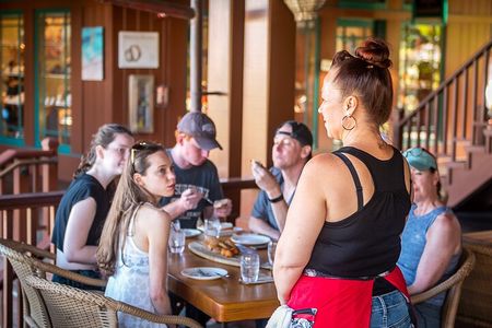 Walking Food Tour of Hanalei, Kauaʻi 