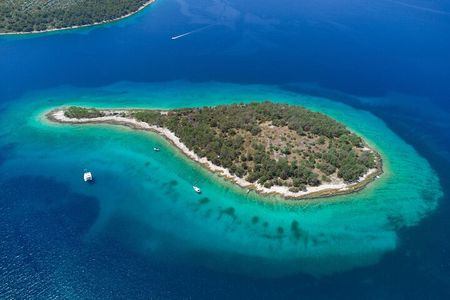 Private Boat Trip - Swim and Chill in Crystal Blue Šibenik