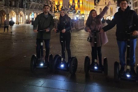 2-Hour Segway Discovery Munich Night Tour