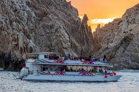 Sunset Dinner Cruise with Tequila & tacos