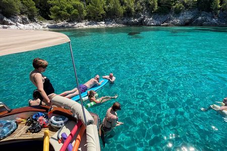 Luxury Elaphite Islands half day Cruise with lunch Apreamare