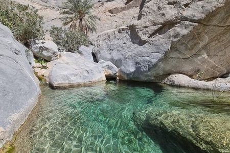 Private Fanja Souq - Fanja Old Village - Wadi Qari Tour