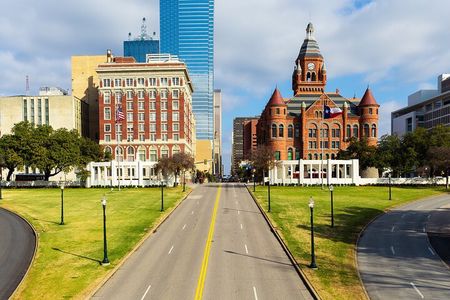 JFK Food & Culture Walking Tour with Food Tours of America