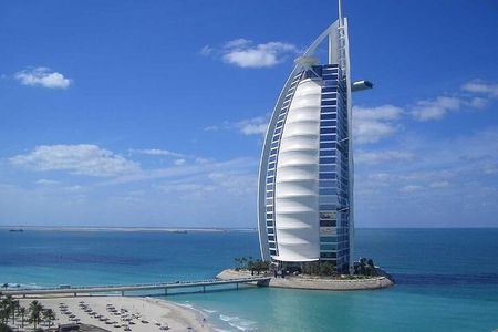 Private Dubai Sightseeing Tour in 4x4 Vehicle