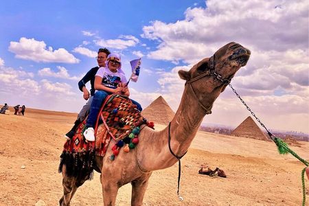 Private Half-Day Tour to Giza Pyramids & Sphinx Entry Cheops & Camel Ride