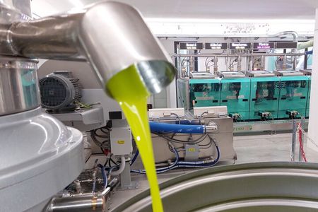 TOUR and TICKETS, VISIT TO THE MILL AND EVO OIL TASTING