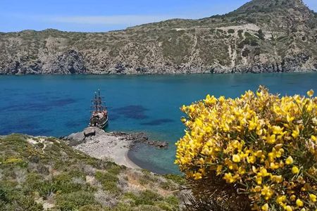 3 Island Cruise to Nisyros, St. Antonios & Yali