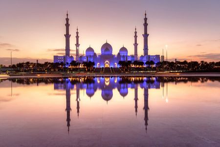 Abu Dhabi Mosque Tour With Qasr Al Watan & Louvre Museum