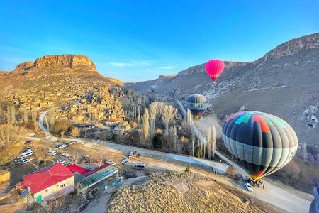 Cappadocia Hot Air Balloon Sunrise ( Soganlı Valley )