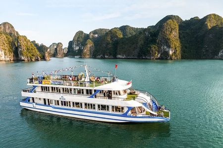 Ha Long Bay Day Cruise, Cave, Kayaking, Swimming, Bus & Lunch
