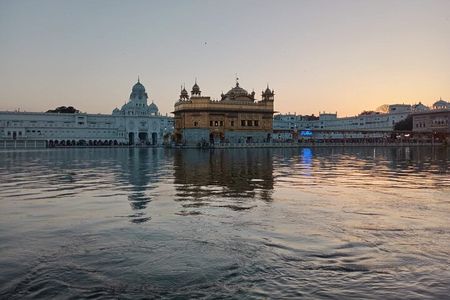 Private Full-Day Amritsar Tour: The Golden Temple & Wagah Border