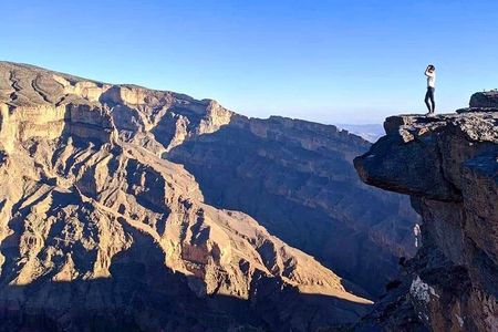 Nizwa Heritage & Jebel Shams Canyon – Private Tour from Muscat