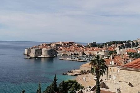 Dubrovnik City Tour with History, Photos & Round Trip Ride