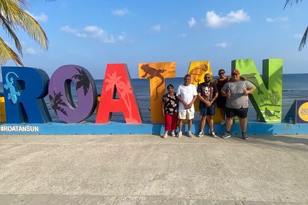 Private Half Day Tour on the Island of Roatan