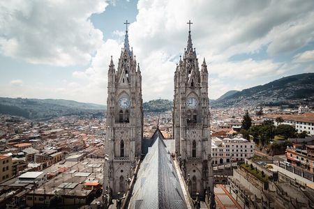 Quito Old Town and Middle of the World Private Tour