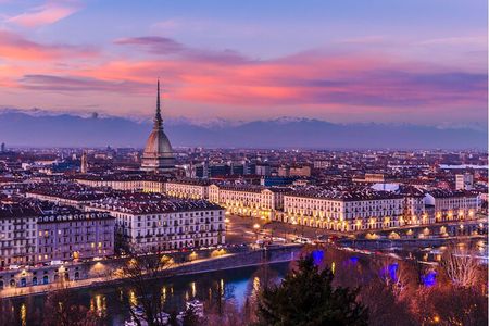 Turin : Private Custom Walking Tour With A Local Guide