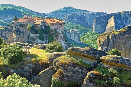 Full Day Tour of Meteora by bus from Athens