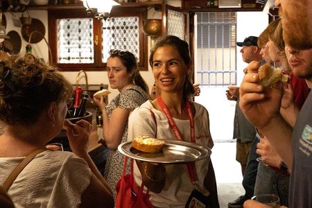 Venice Like a Local: Venice Food, Wine & Spritz Tasting Tour