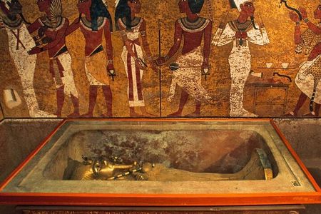 Private Tour in Luxor Including King Tut & Queen Nefertari