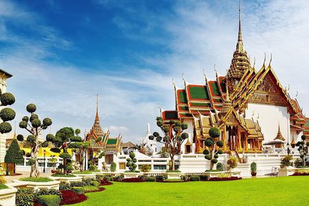 Bangkok Best Two Temples Emerald & Reclining Buddha + GrandPalace