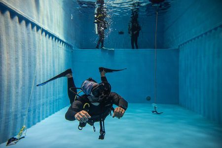 Premium Scuba Experience in Region's Largest Dive Tank - Dubai