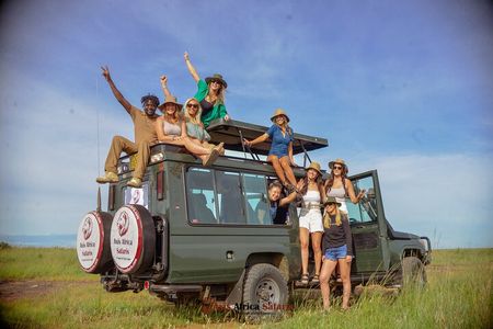 4 Days Safari Adventure Masai Mara and Nakuru Park Group