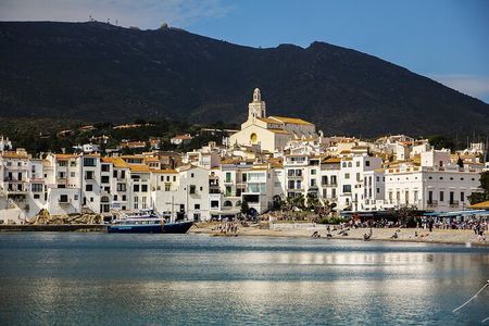 Girona, Figueres, Dalí Museum and Cadaqués Tour from Barcelona