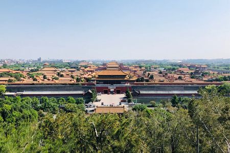 4-Hour Private Tour of Jingshan Park, Lama Temple and Hutong
