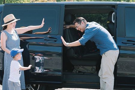 Private Car Charter in Yangmingshan Park(Pro Experienced Driver)