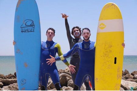 SurfLessons Coaching by a certified coach