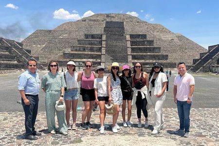 Private Teotihuacan and Tequila Tasting Tour.