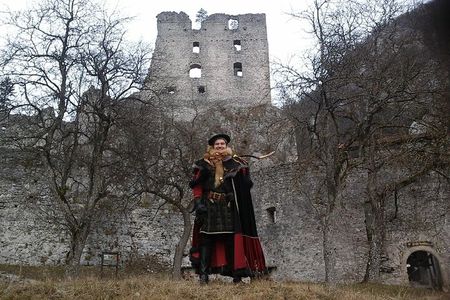 Castle Stein (Kamen) historical medieval tour