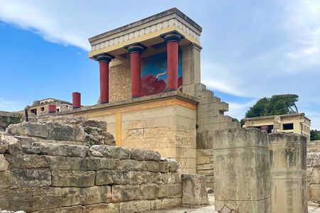 Private Full-Day Adventure: Knossos, Museum & Melidoni Cave