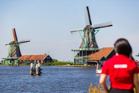 Windmill Tour from Amsterdam, Including Volendam & Marken